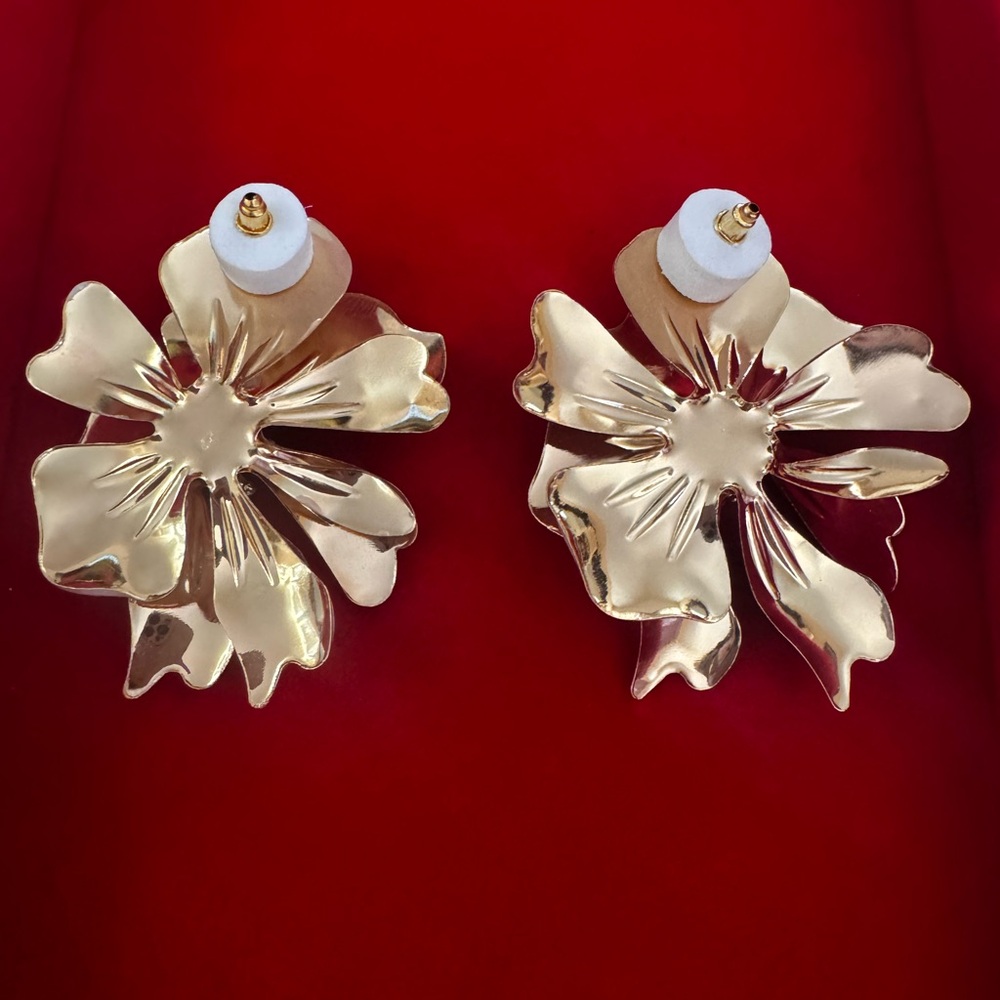 Large Flower Earrings Statement Piece #Oldmoney S… - image 5